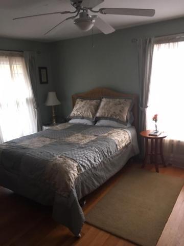 Bed and breakfast Four Creeks 2*